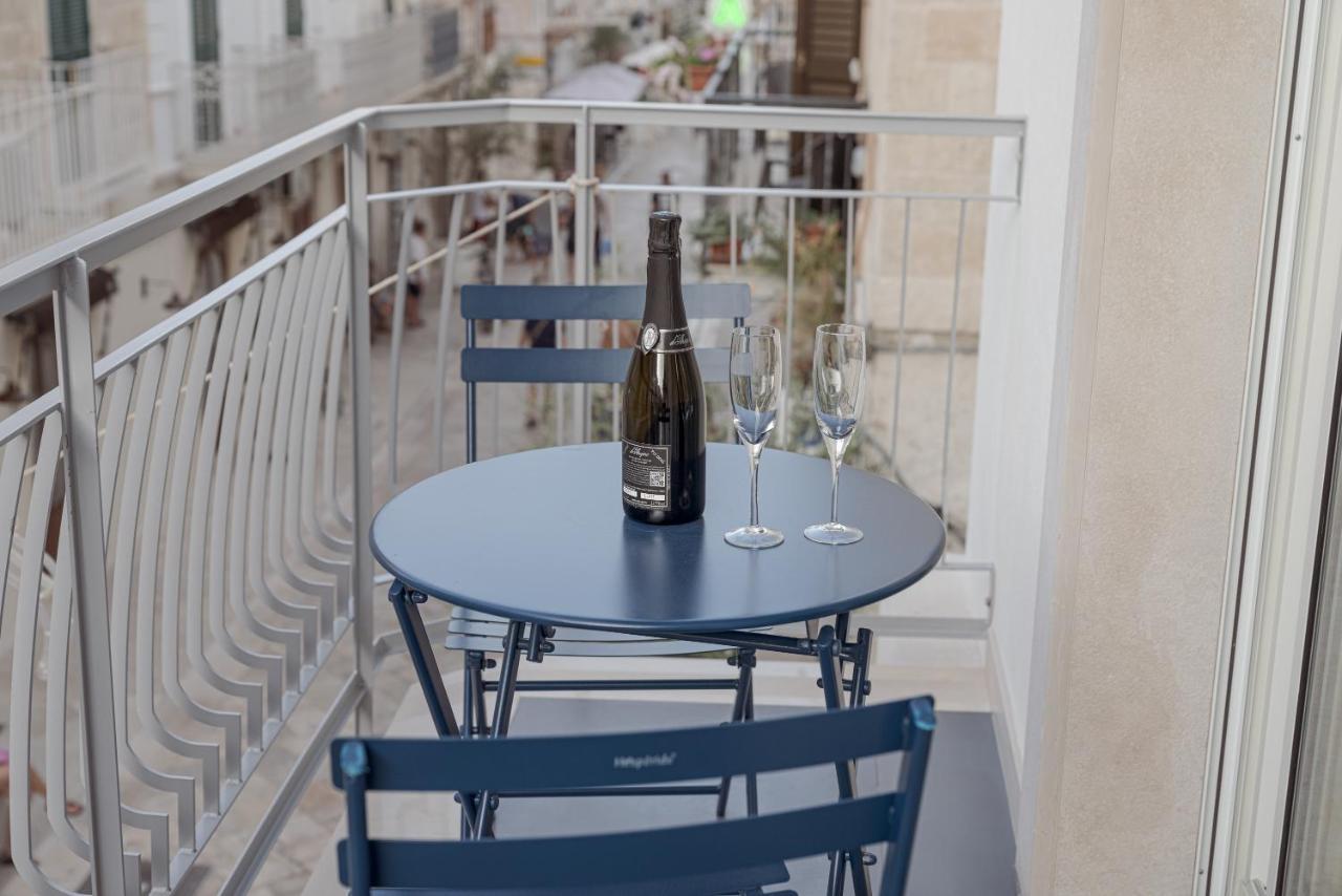 B&B Nel Blu Dipinto Di Blu โปลีญาโนอามาเร ภายนอก รูปภาพ